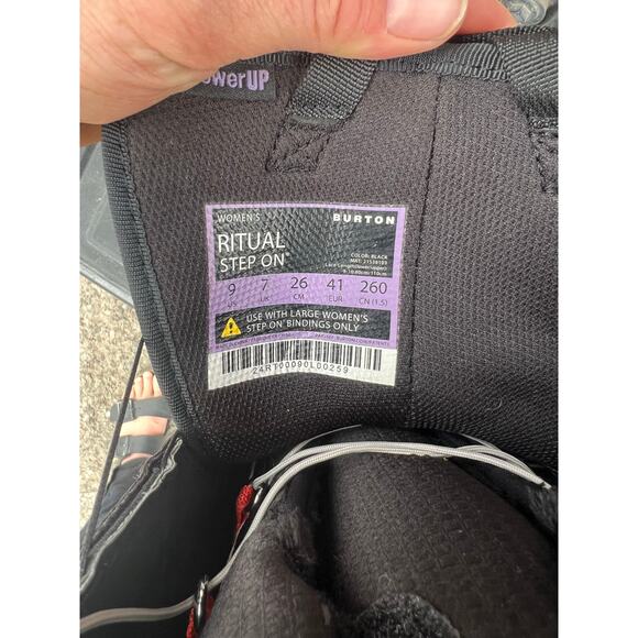 Burton Women's Ritual double BOA® Snowboard Boots step on size 9 winter EUC - Picture 8 of 8